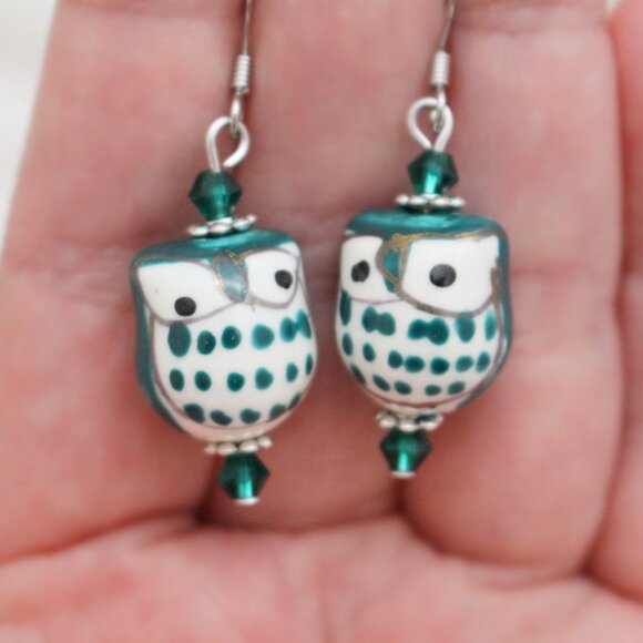 Emerald Green Hand Painted Owl Beaded Earrings - Handmade & Hypoallergenic - Picture 8 of 8